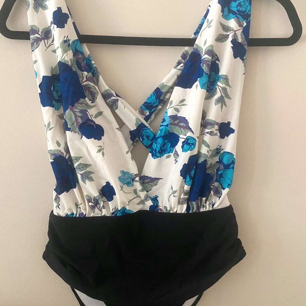 Cupshe bathing suit